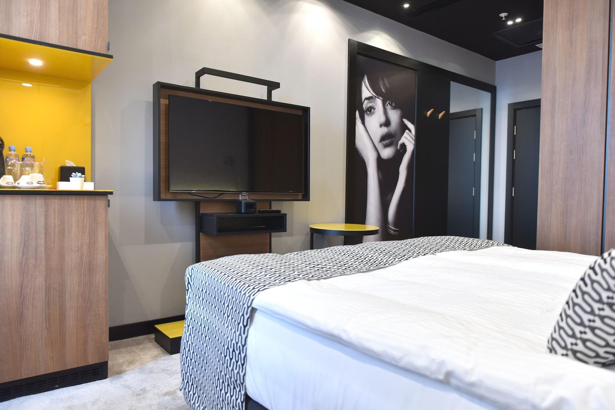 Hotel Panoramika Design&Spa Skopje Buitenkant foto