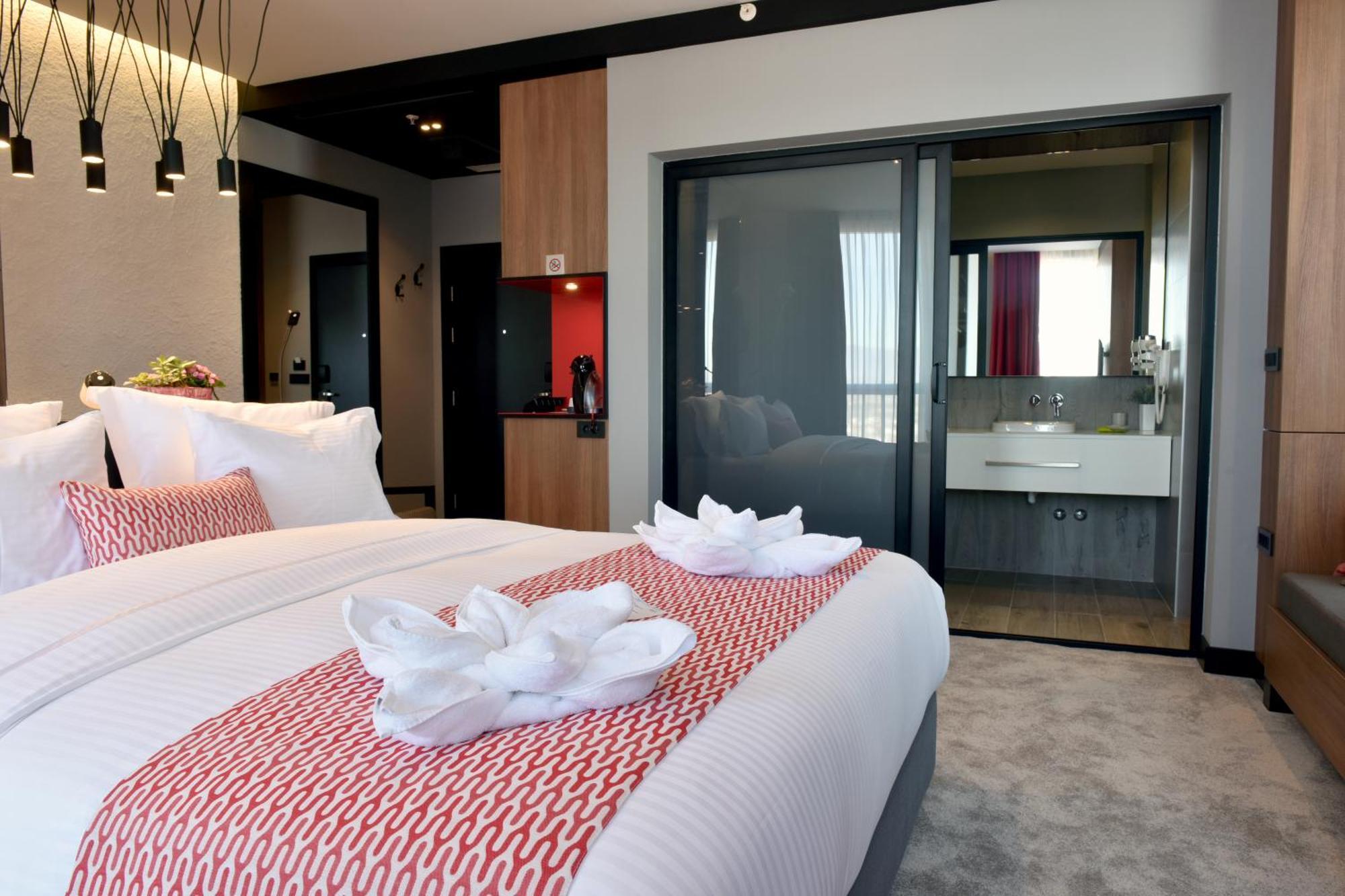 Hotel Panoramika Design&Spa Skopje Buitenkant foto